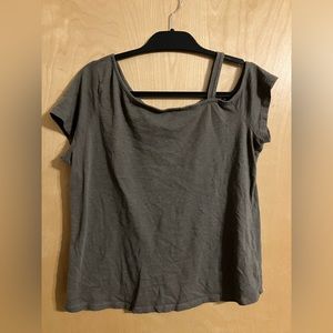 Maurices Top: Off the Shoulder